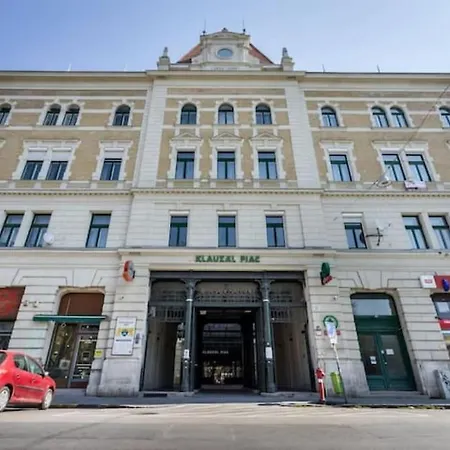 Apartment Klauzal Garden Apartments-studio K22 Budapest