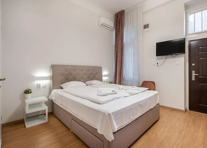 Klauzal Garden Apartments-studio K22 * Budapest