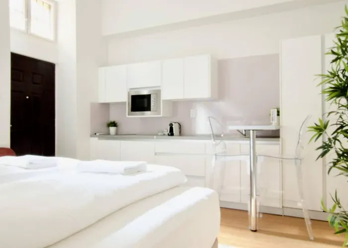 Klauzal Garden Apartments-studio K22